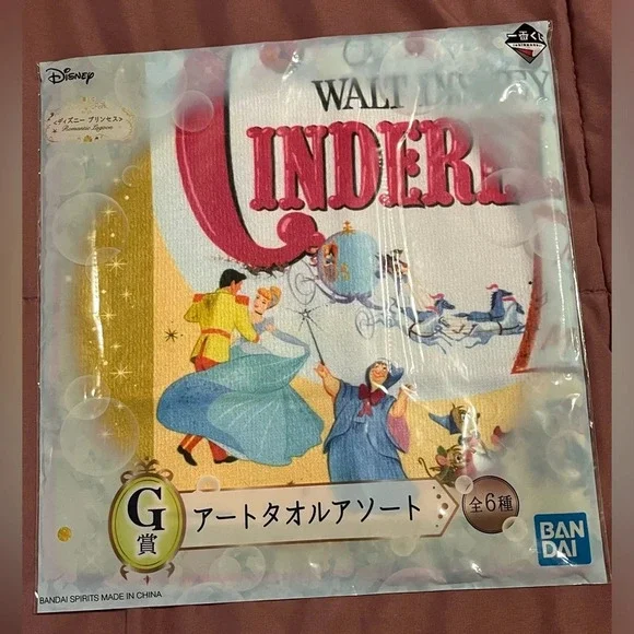 Disney Princess Japan Kuji Hand/Face Towel-Cinderella - Picture 2 of 5